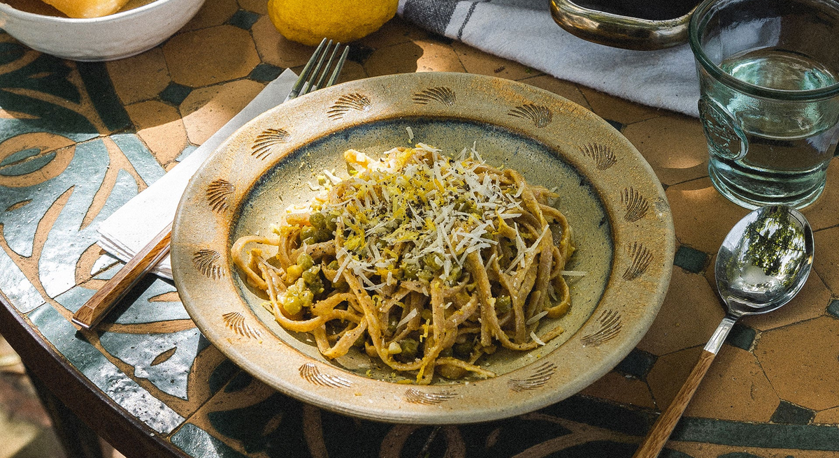 Pasta piselli with linguine